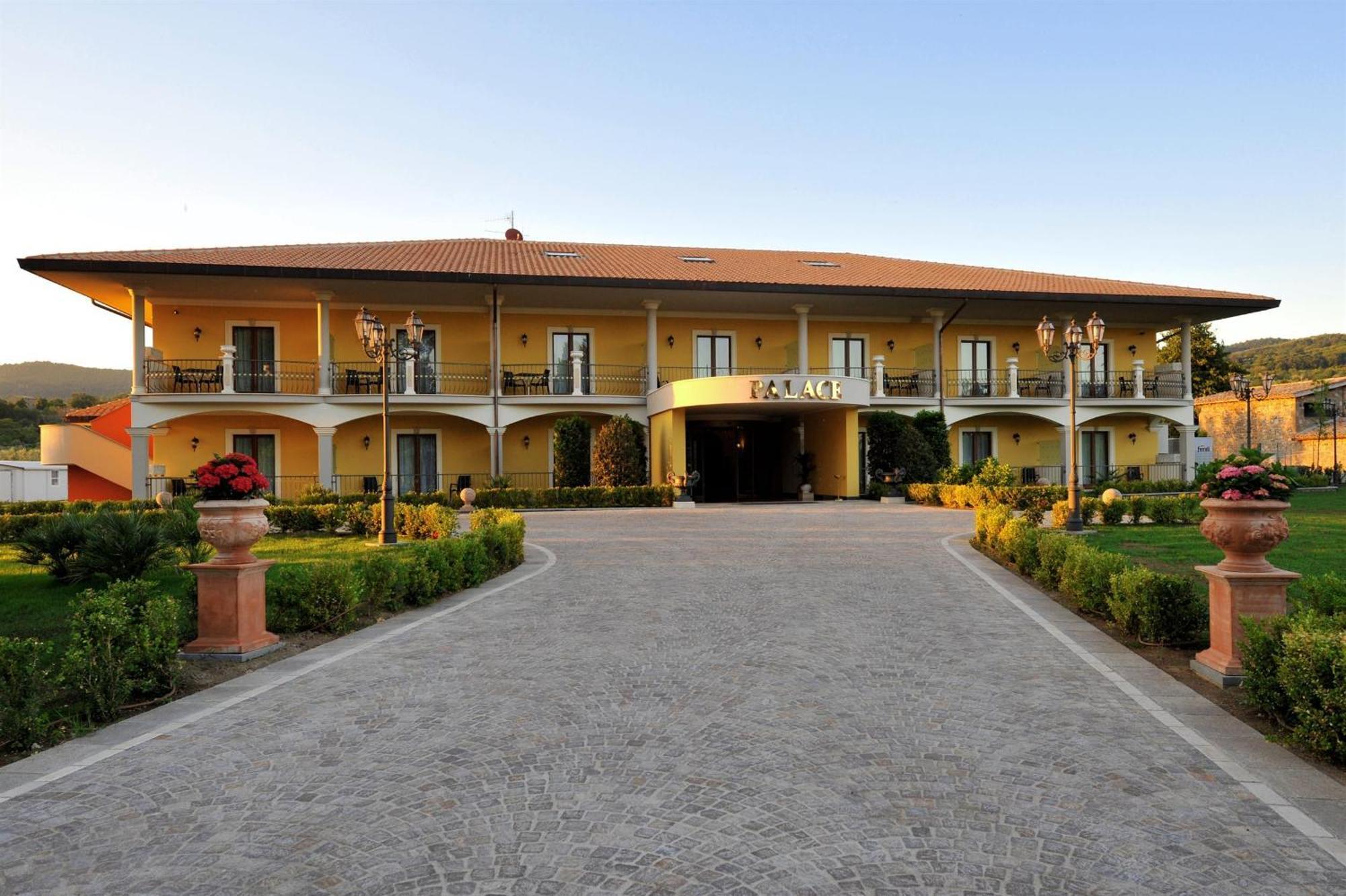 Hotel Lido - Beach And Palace Bolsena Extérieur photo